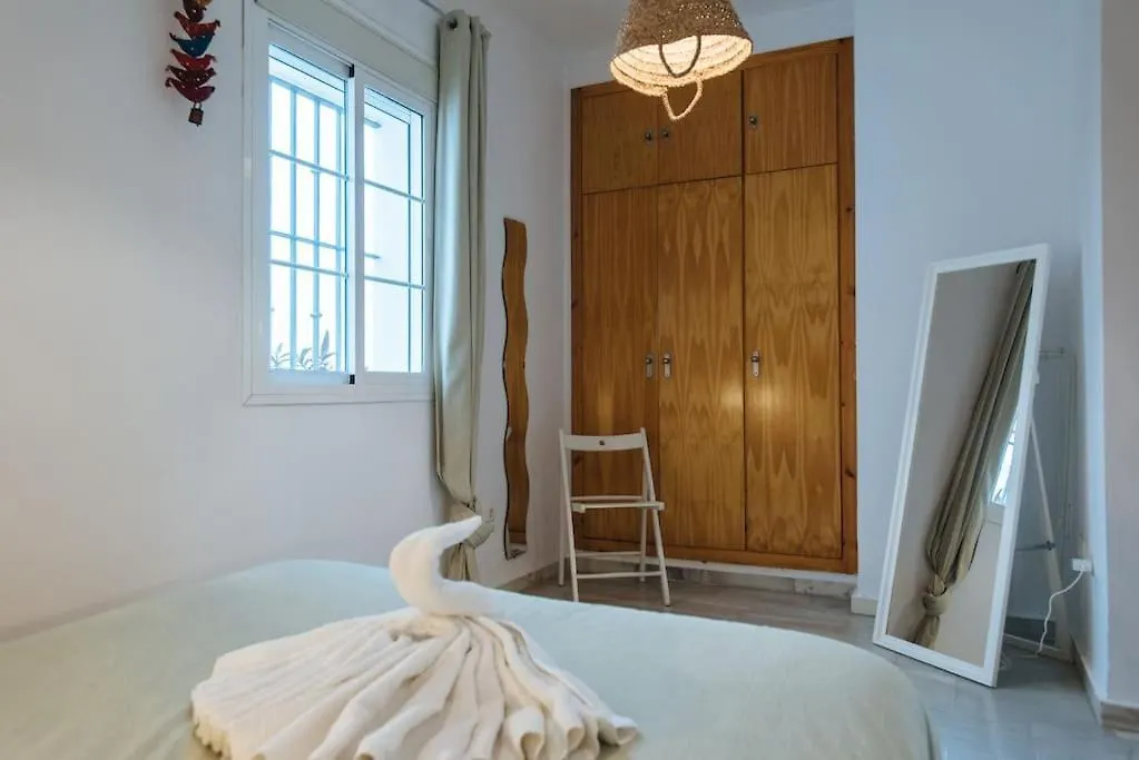 Acogedor Y Central Sevilla Apartamento
